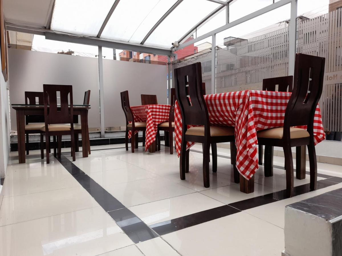 Embassy On Holidays 보고타 외부 사진